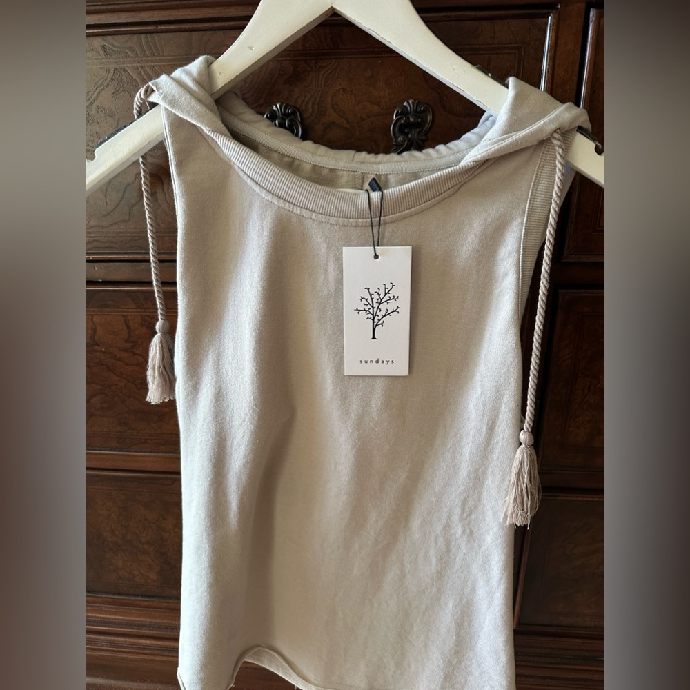 NWT Sundays Hooded Tank with Tassel Size 2